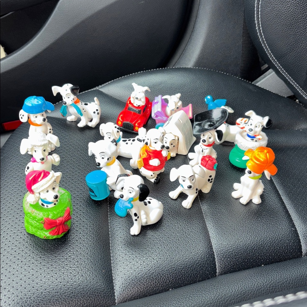 McDonald’s Happy Meals Dalmatians so cute 16 total all used
